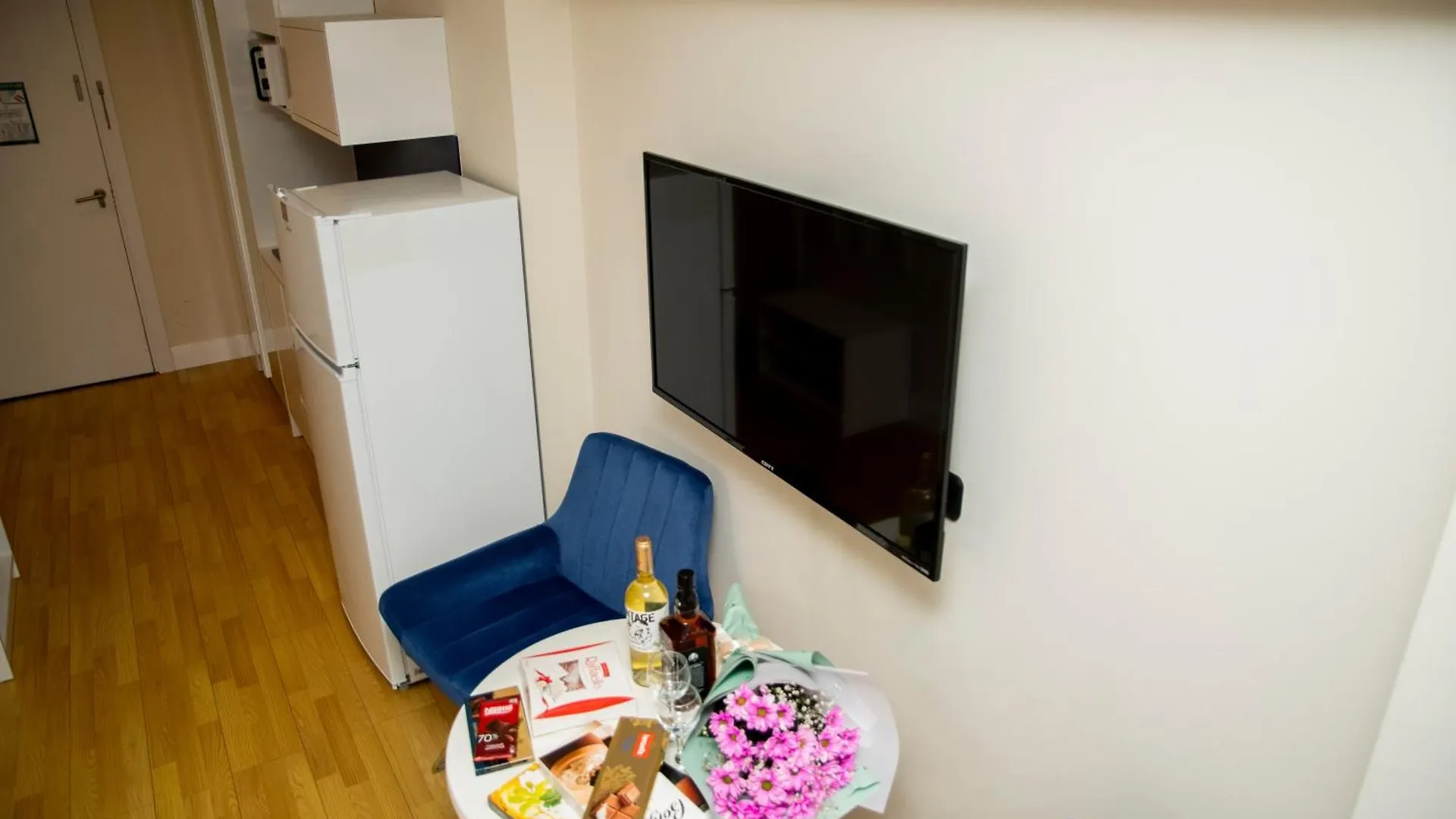 Hotel Spend Your Time In Batumi In Orbi City N1
