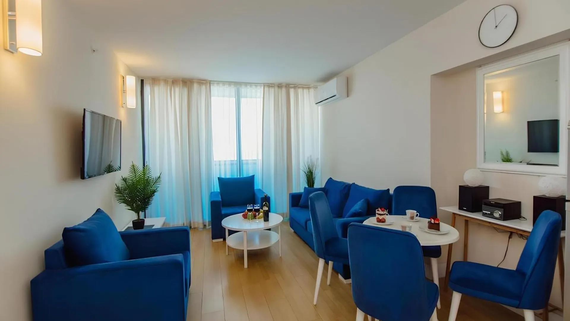 Апарт-отель Spend Your Time In Batumi In Orbi City N1